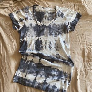 Lululemon Tight Size 8 Tie-dye Swiftly SS T-shirt